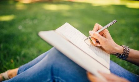 Die unsichtbare Kunst - Warum professionelle Redaktion das Herzstück des Ghostwritings ist